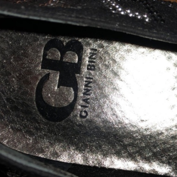 Gianni Binni Studded Loafers - Picture 6 of 6